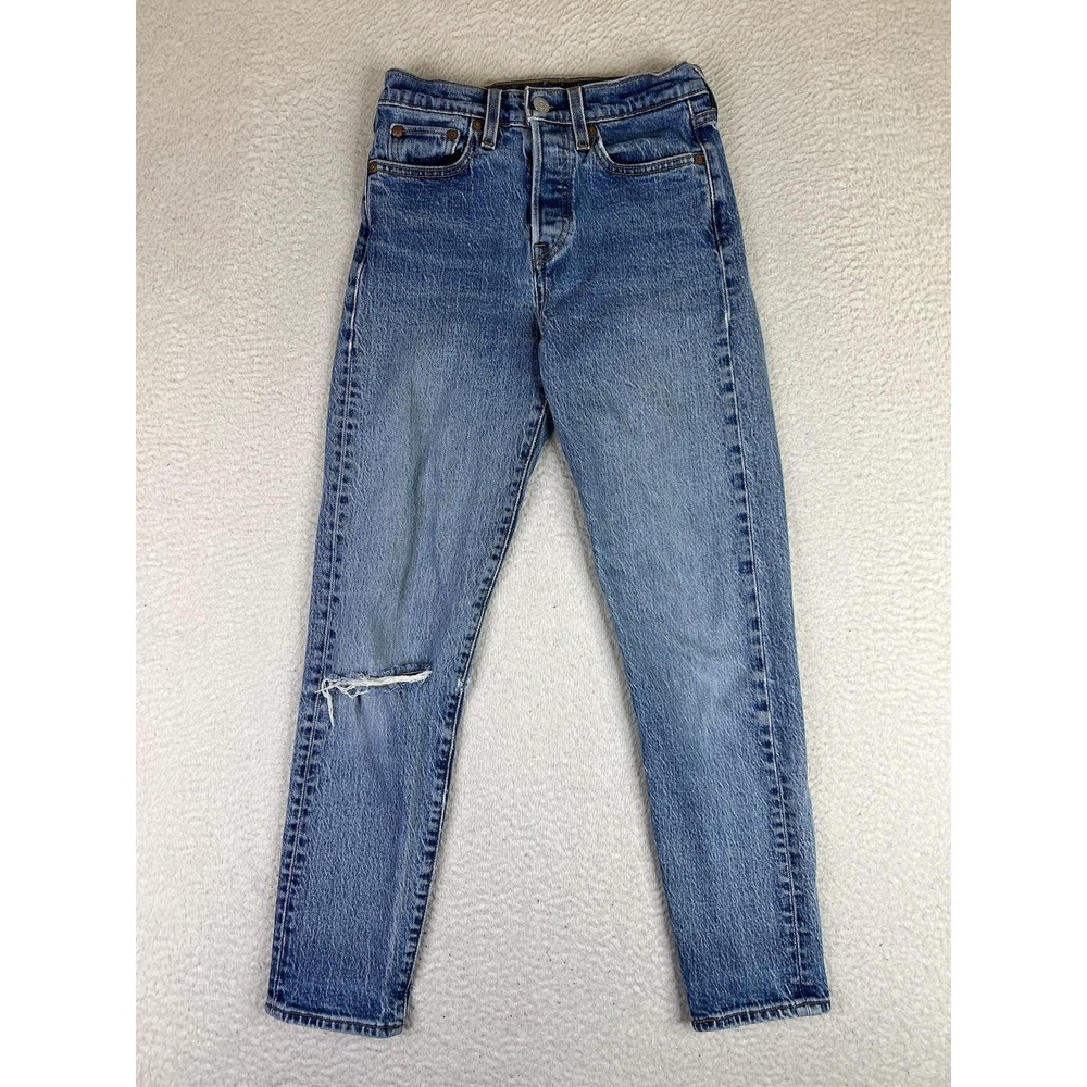 Levis Wedgie Fit Taper Jeans Womens 25 Blue High Rise Distressed 22861-0062